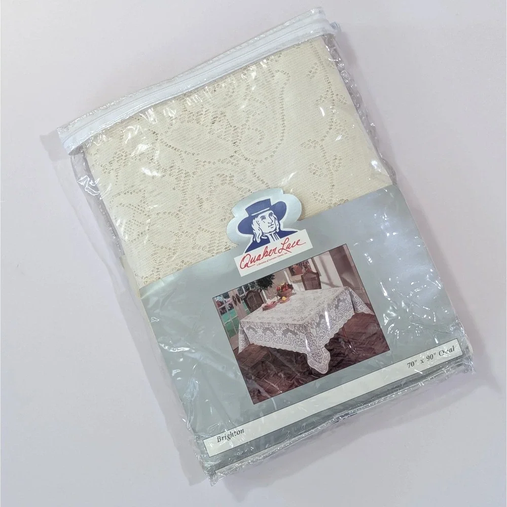 Vintage Quaker Lace Tablecloth Brighton 70x90